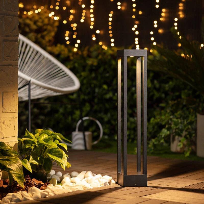 LED-Pollerleuchte 60 cm aus Aluminium in Anthrazit, 7W, 750 lm, warmweiß 2700K, stoßfest IK08, ideal für Gartenwege.